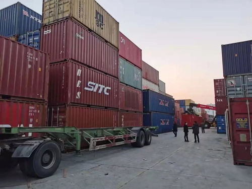 貨代車隊年終變奏 倉庫變堆場，年前最后一班崗的挑戰與堅守